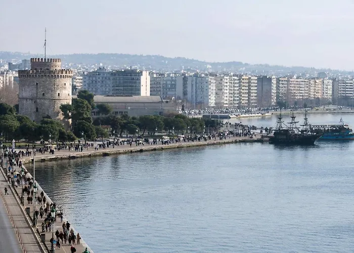 Iconic Legacy Seafront Tesalónica